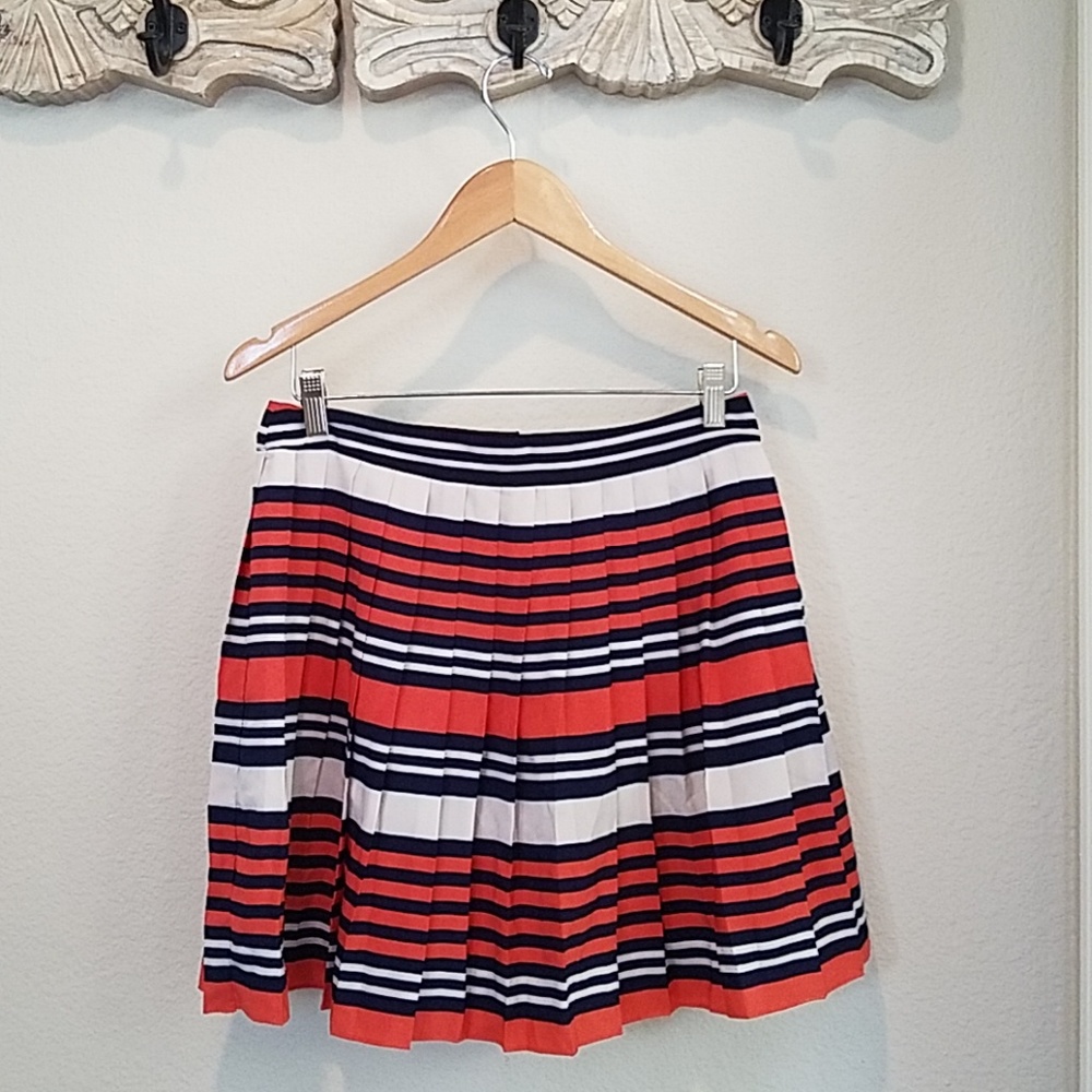 FOREVER21 pleated striped skirt